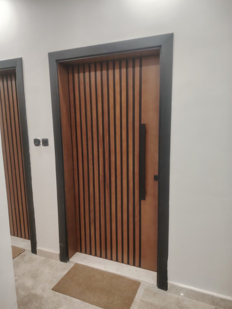 معلم نجار بجدة